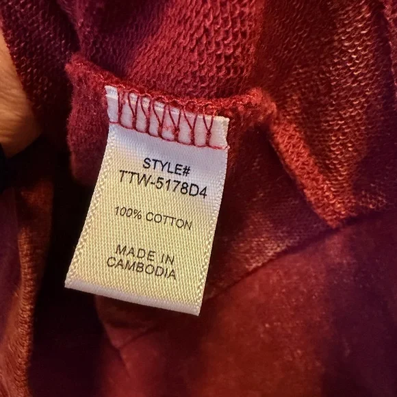 Zenana Outfitters Red Sweatshirt - Picture 5 of 5